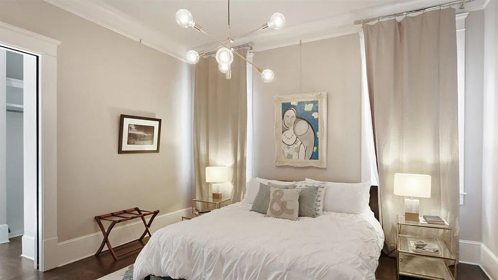 6 bed, 5.5 bath, 4182 sqft, $18,000 — Photo 4