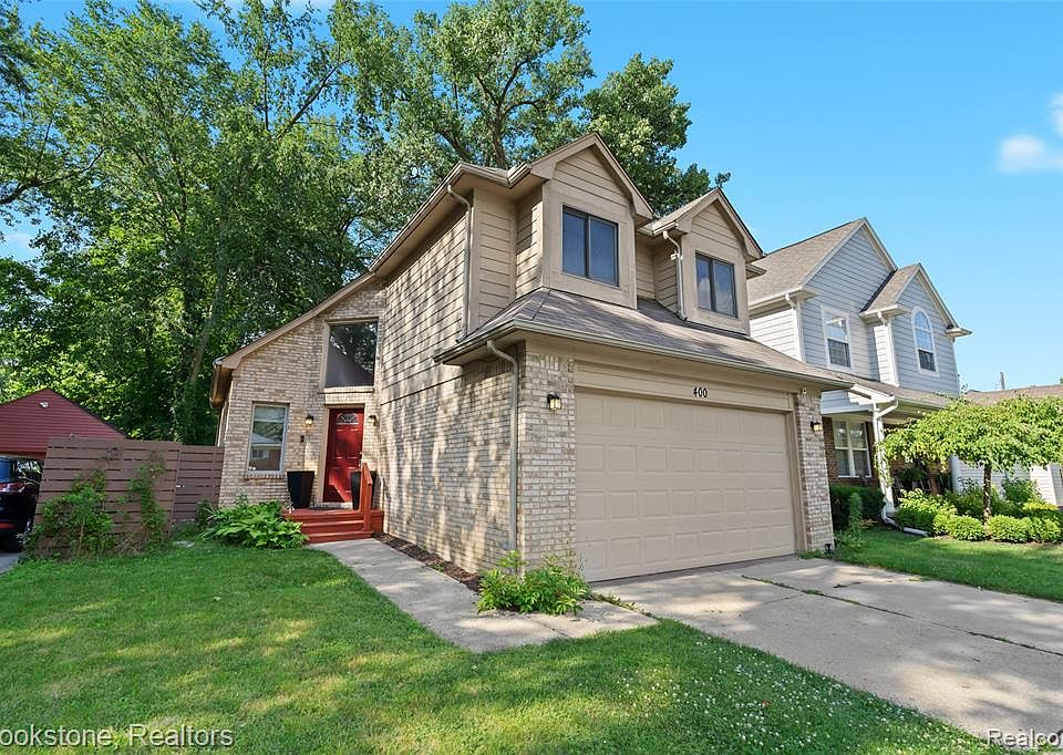 1st image of 400 La Plaza Ct