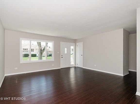 2nd image of 422 Norton Ave
