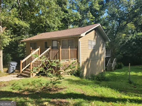1210 Douglas Cir, Americus, GA 31709