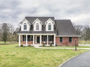 267 White Oak Dr, Wilmington, OH 45177