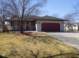 9421 83rd St S, Cottage Grove, MN 55016