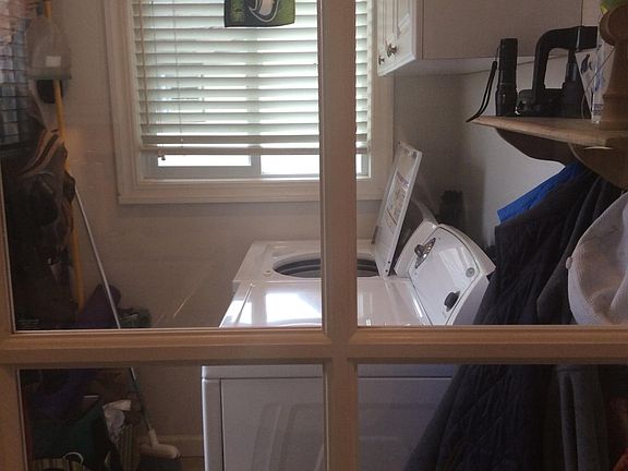 Laundry room, off of the kitchen