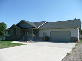 2109 Bitteroot Dr, Sidney, MT 59270