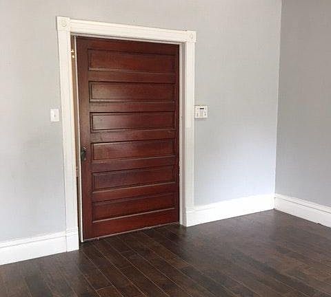 3rd image of 4209 College Ave
