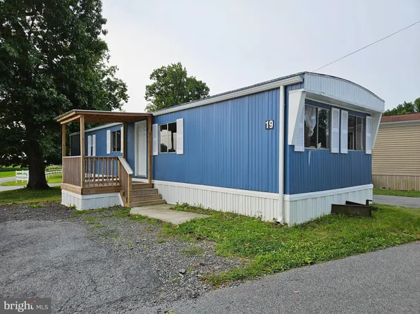 19 Hickory Dr, Atglen, PA 19310