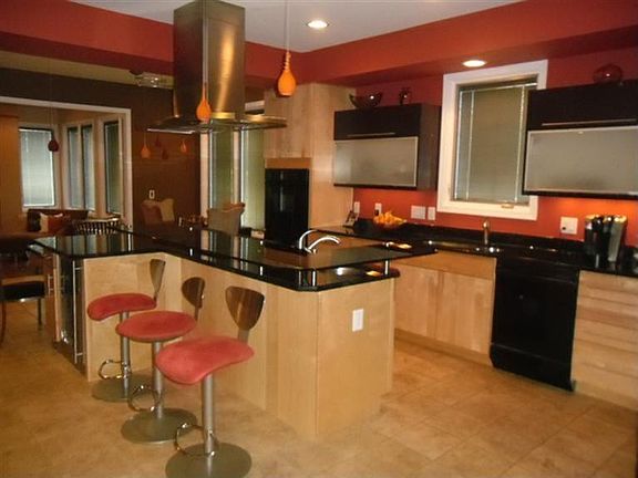5th image of 10091 Thoroughbred Ln