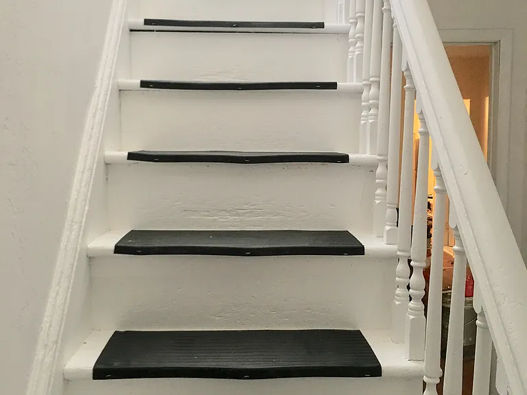 230 Commercial Ave — Photo 8