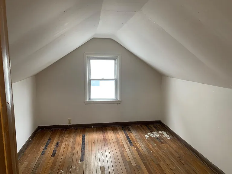 Loft 1