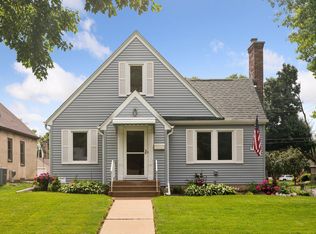 2118 Eleanor Ave, Saint Paul, MN 55116