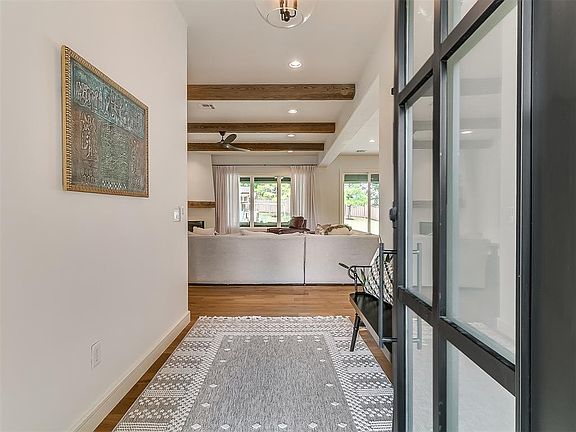 5th image of 3124 Alpine Dr