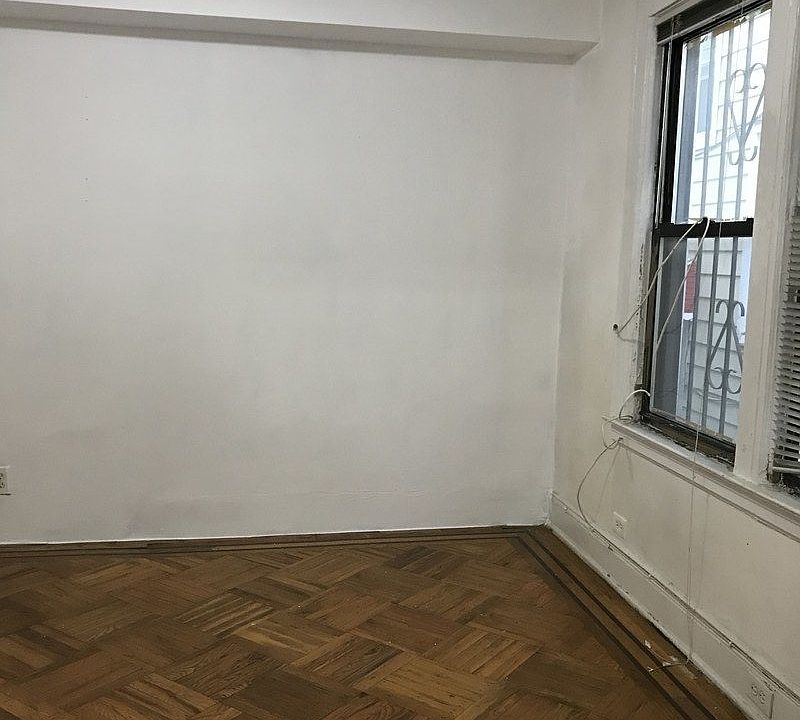 2nd image of 8616 57th Ave #1
