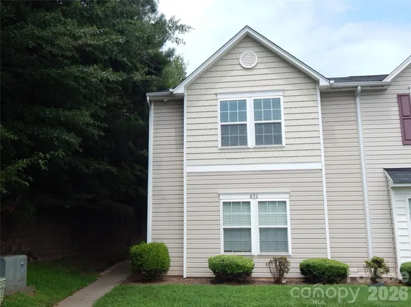 811 & 832 Chevelle Dr, Statesville, NC 28677