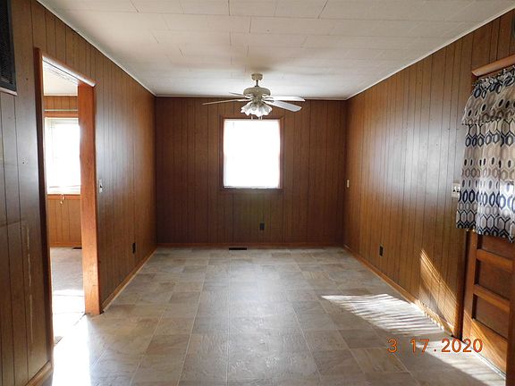3rd image of 1007 N College Ave