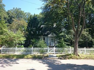 100 Bellingham Rd, Brookline, MA 02467
