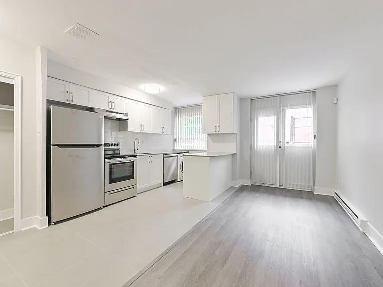 60 Gloucester St #101 — Photo 2