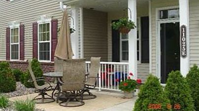 1st image of 11025 Oak Grove Cir