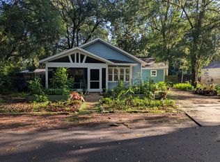 910 NW 29th Pl, Gainesville, FL 32609
