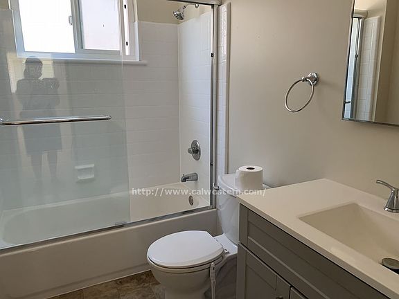 2nd image of 1730 Virginia Ave #2