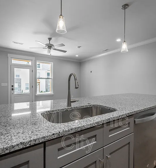 1904 Cypress Ln — Photo 20