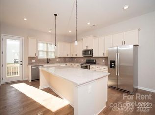 1014 Bexton St, Charlotte, NC 28273