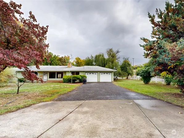 1027 SE Date Avenue, College Place, WA 99324