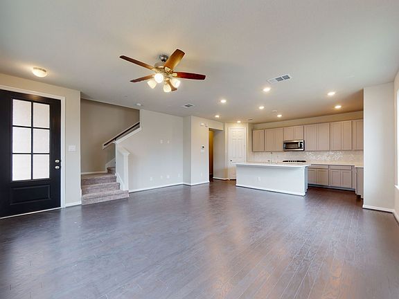 Lakeshore at Towne Lake - Monroe Interior Image 3