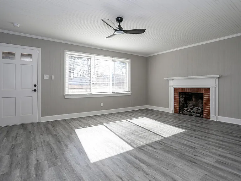 251 Anderson Dr — Photo 7