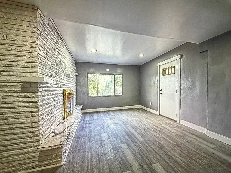 7220 Hilliards St — Photo 11