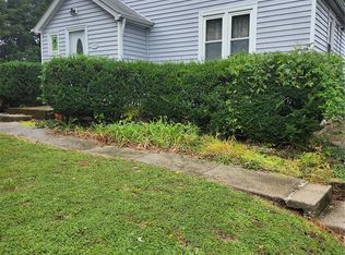 455 Graham Rd, Florissant, MO 63031