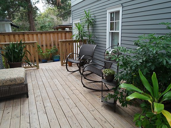 2nd image of 2117 Herschel St