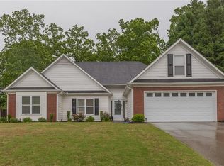 35 Jessamine Trl, Lawrenceville, GA