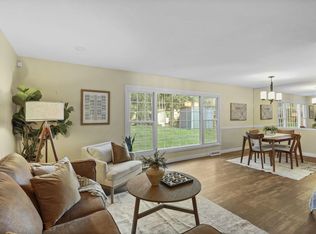 2834 Grandview Blvd, Madison, WI 53713