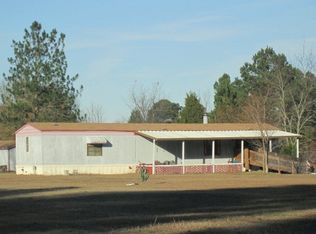 1520 Hidden Oaks Dr, Wedgefield, SC 29168