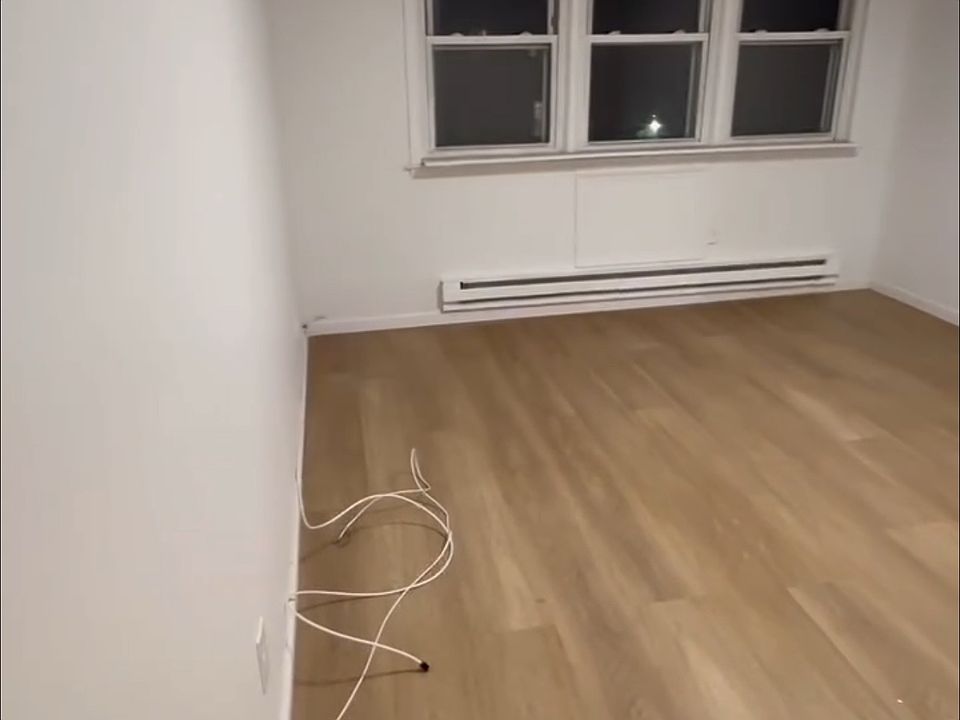 1st image of 1418 118th St Floor 2