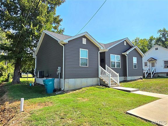 4th image of 34 Olive St