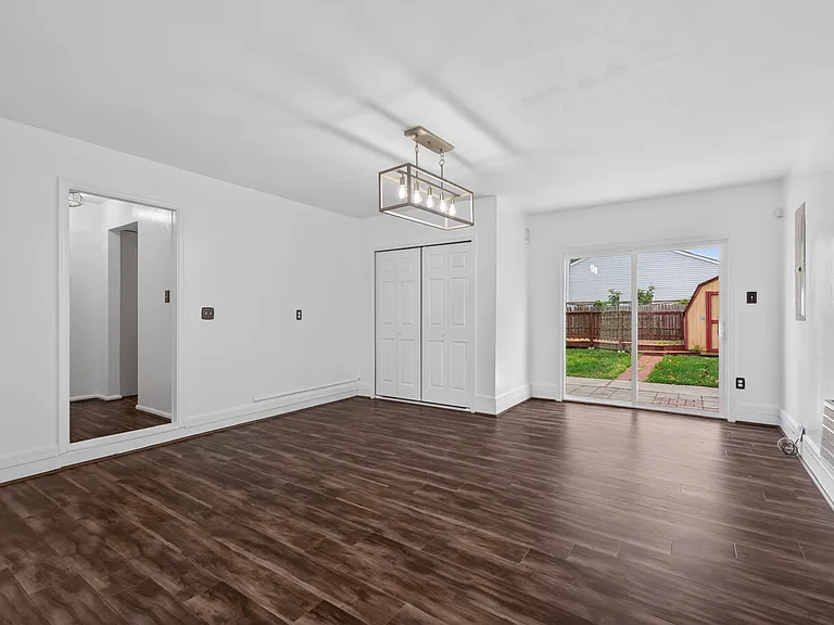 3200 Vermeer Dr #8 — Photo 22