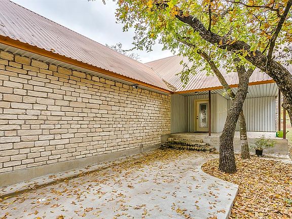 5th image of 132 Harmony Spur