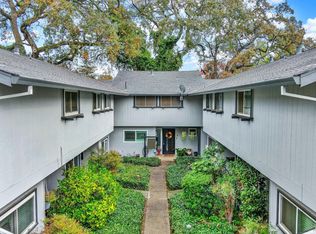 457 Alamo Creek Ct APT E, Vacaville, CA 95688