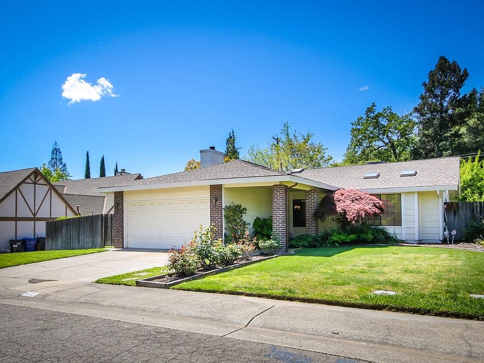 1st image of 6013 Garden Towne Way