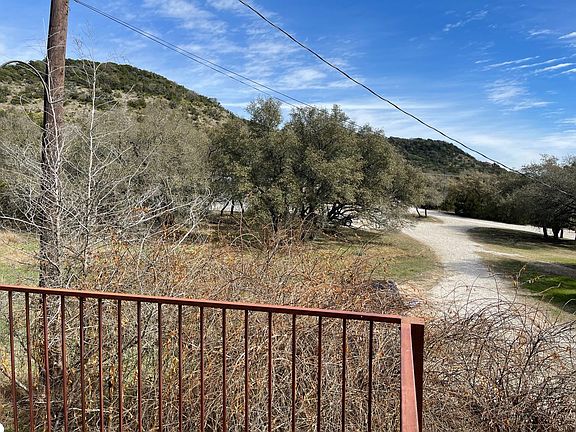 2nd image of 144 Sonnyland Dr