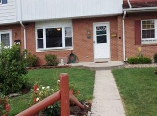 943 E Oak St, Palmyra, PA 17078