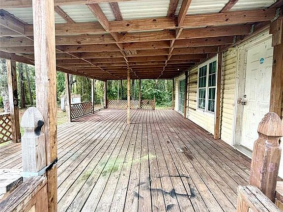 3rd image of 5756 NE 165th Terrace Rd