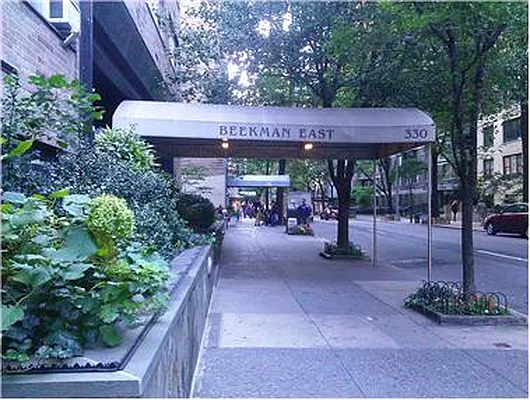 Rented by Douglas Elliman | media 27