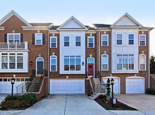 12230 Dorrance Ct, Reston, VA 20190