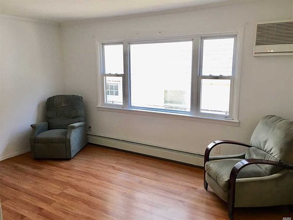 3rd image of 16421 97th St
