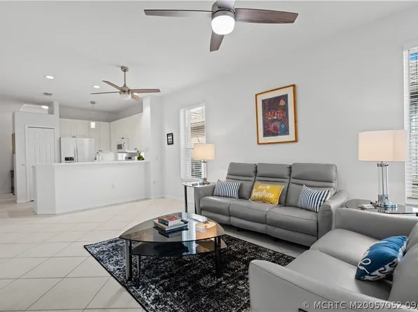 3661 NW Willow Creek Dr, Jensen Beach, FL 34957