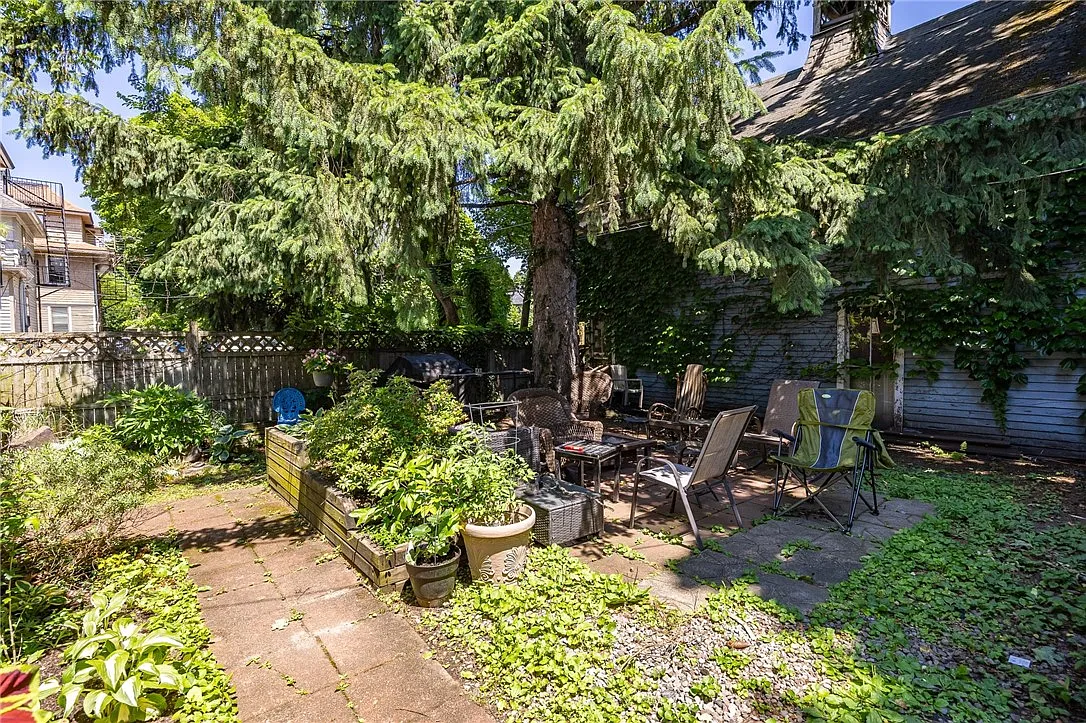 1 bed, 1.0 bath, 500 sqft, $1,500 — Photo 3