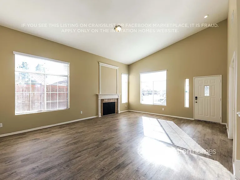 39402 Calistoga Dr — Photo 4