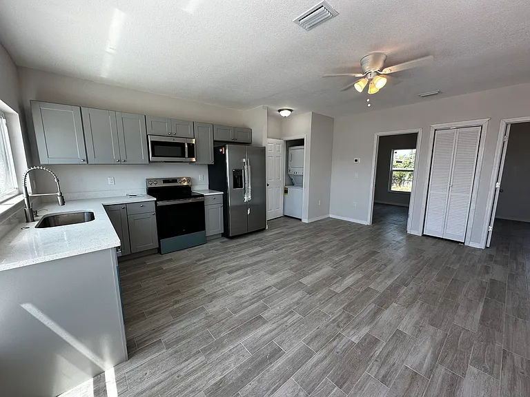7701 Nixon Ave — Photo 13